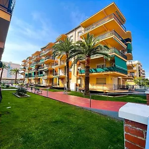 Palm By Tarragonadays La Pineda